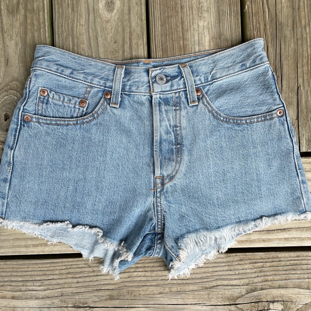 Levi’s 501 denim cut off shorts
